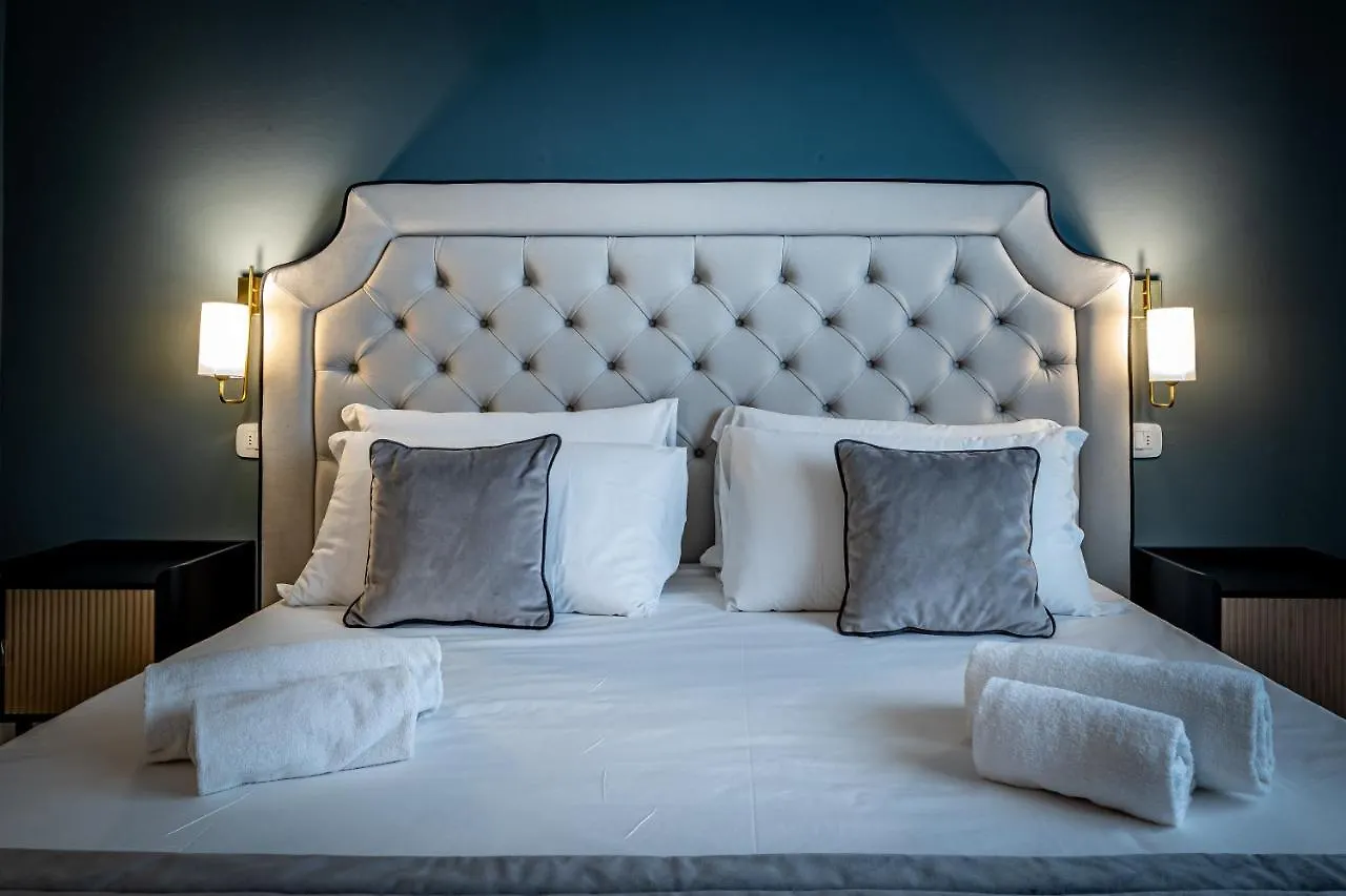 Yid Lamarmora Luxury Contemporary Apartment Florence
