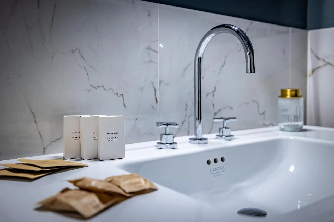 Yid Lamarmora Luxury Contemporary Apartment Florence Italy